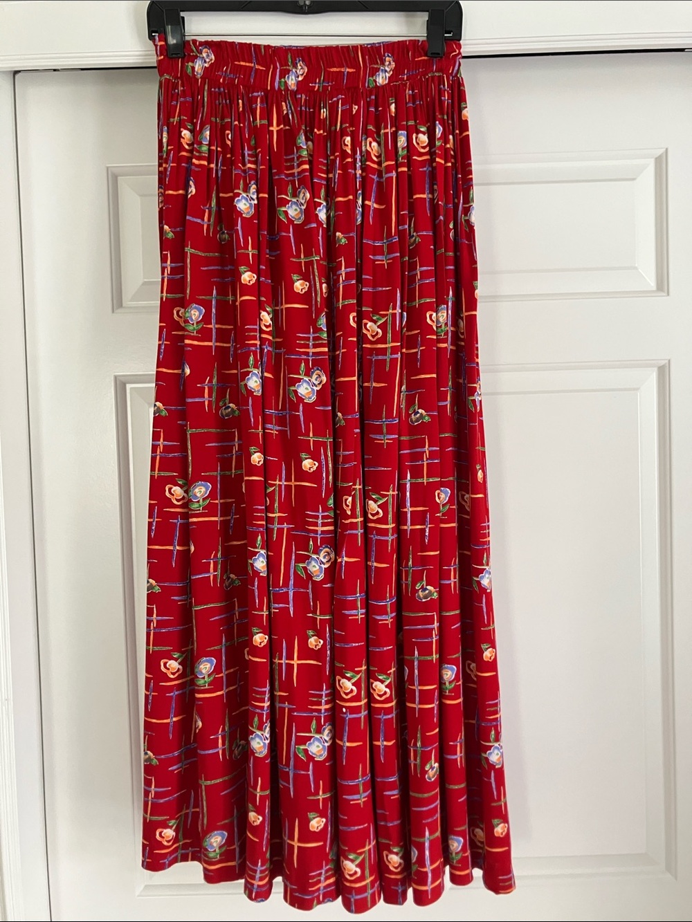 Red Floral Print Maxi Skirt with Elastic Waist